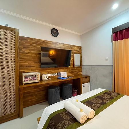 Kubu Indah Homestay Sanur エクステリア 写真