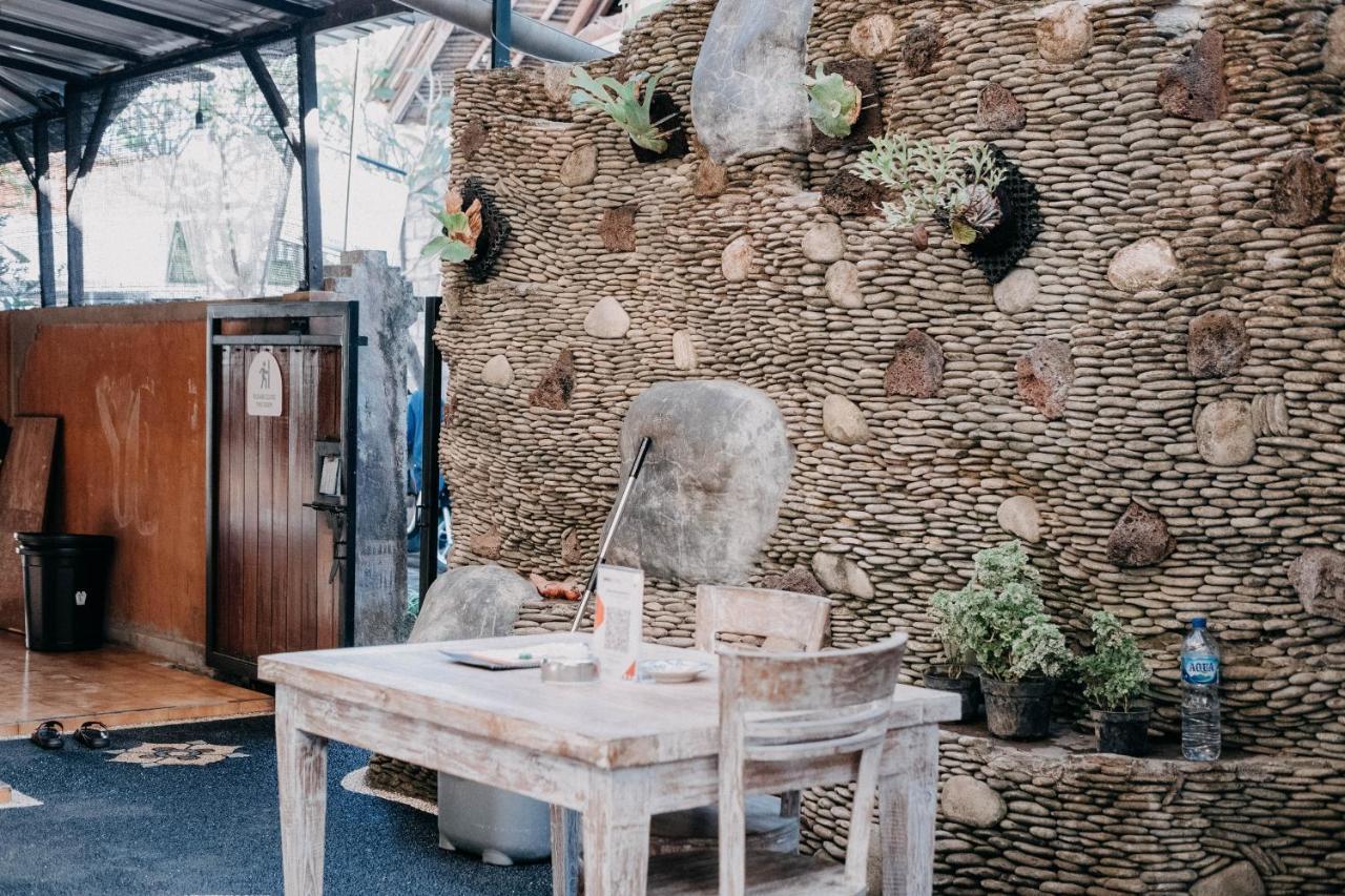 Kubu Indah Homestay Sanur エクステリア 写真