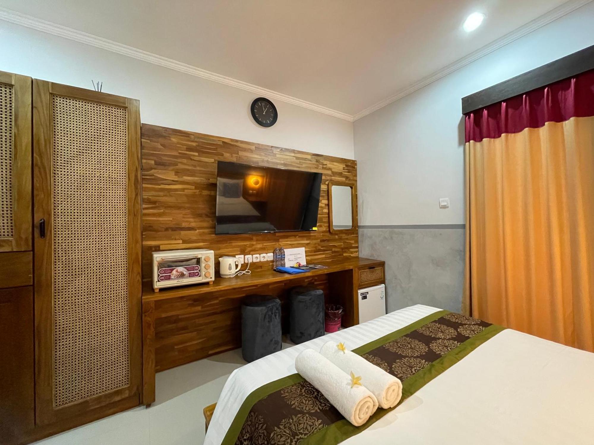Kubu Indah Homestay Sanur エクステリア 写真